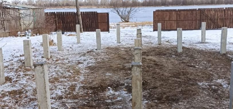 Фундамент на забивных ЖБ сваях